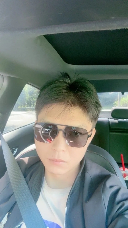 怀念的第一张照片--海东中老年相亲网